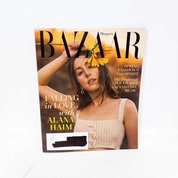 Harper's Bazaar Magazine February 2022 Alana Haim Anna Ewers Yang Minha Kim Jin - Picture 13 of 16